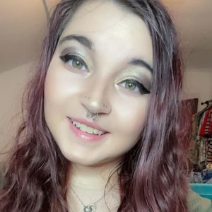 Meet your Posher, Mikehla